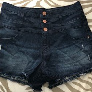 High Waisted denim shorts